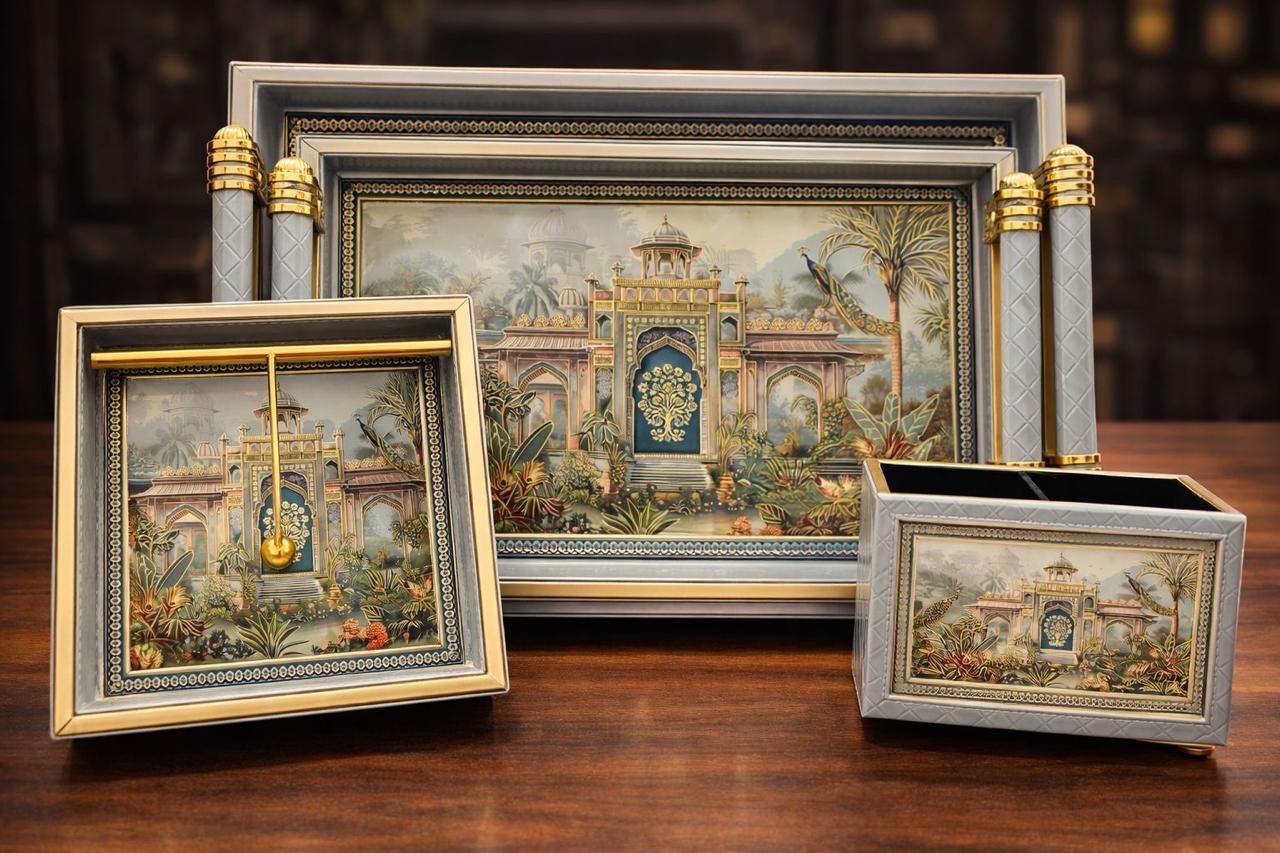 Trays sets